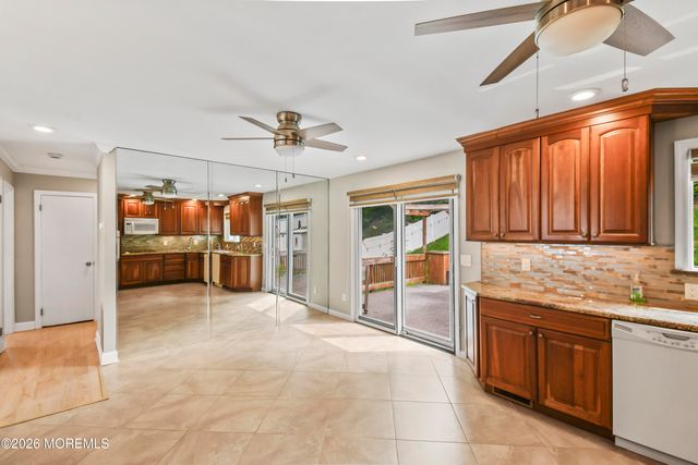 16 Venus Road, South Amboy, NJ 08879