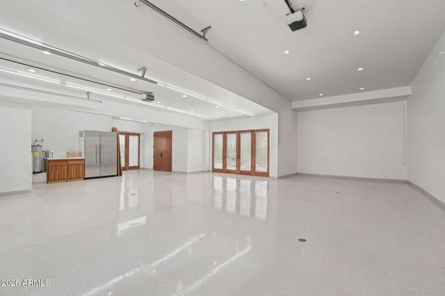 4937 E ROCKRIDGE Road, Phoenix, AZ 85018