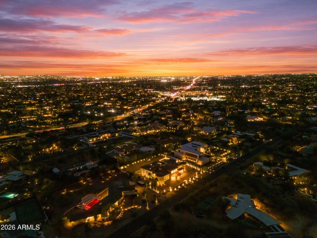 4937 E ROCKRIDGE Road, Phoenix, AZ 85018