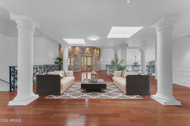 4937 E ROCKRIDGE Road, Phoenix, AZ 85018