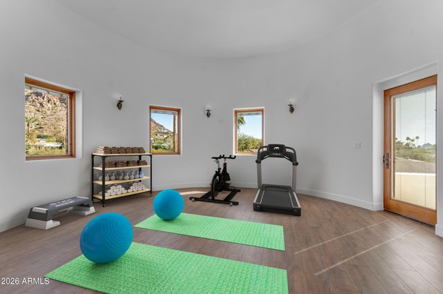 4937 E ROCKRIDGE Road, Phoenix, AZ 85018