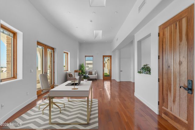 4937 E ROCKRIDGE Road, Phoenix, AZ 85018