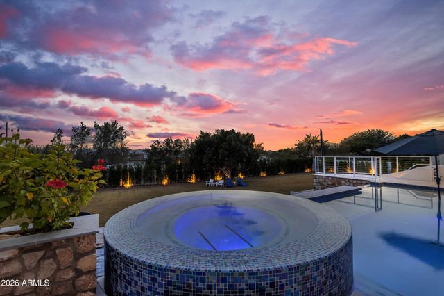 4937 E ROCKRIDGE Road, Phoenix, AZ 85018