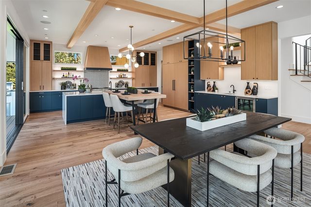 9812 NE 31st Street, Bellevue, WA 98004