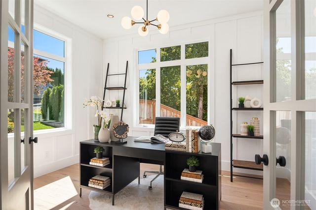 9812 NE 31st Street, Bellevue, WA 98004