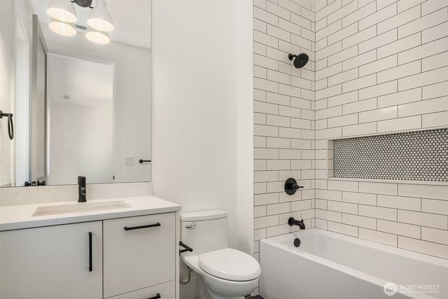 9812 NE 31st Street, Bellevue, WA 98004