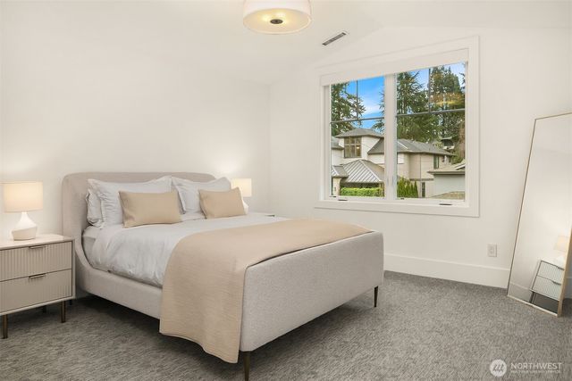 9812 NE 31st Street, Bellevue, WA 98004