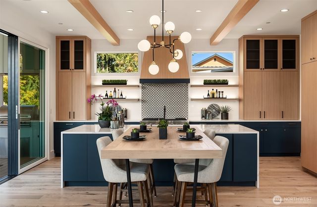 9812 NE 31st Street, Bellevue, WA 98004