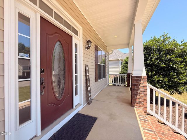94 Hill Row Lane, Clayton, NC 27527