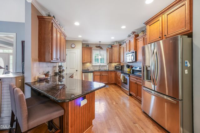 94 Hill Row Lane, Clayton, NC 27527
