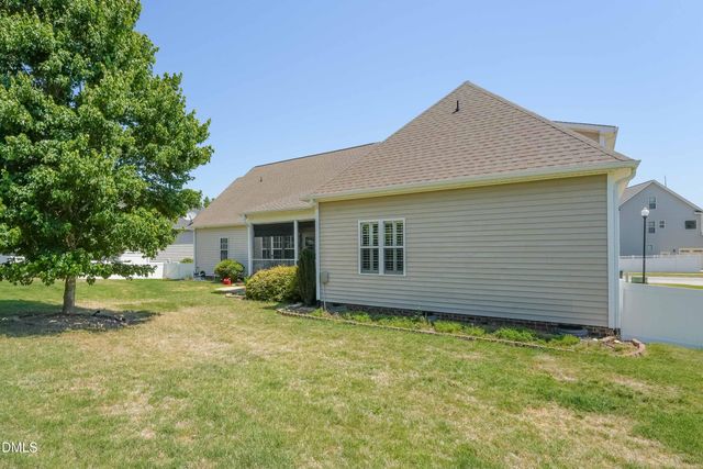 94 Hill Row Lane, Clayton, NC 27527