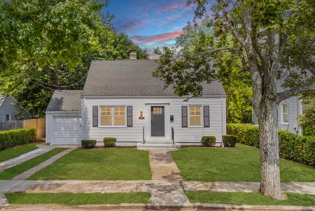 203 Gorham Avenue, Hamden, CT 06514