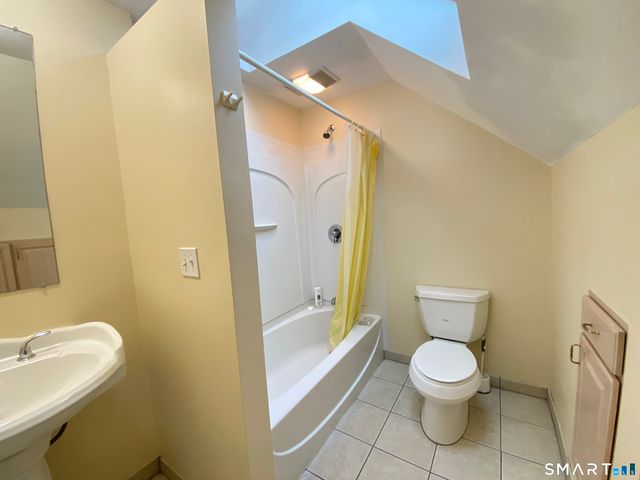 22 Beechwood Avenue, Torrington, CT 06790