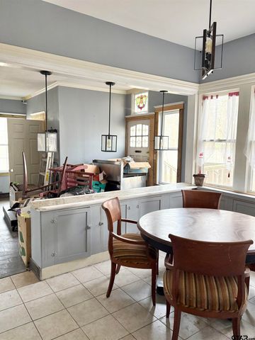 214 N TEXAS, Pittsburg, TX 75686