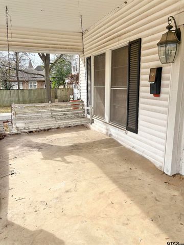 214 N TEXAS, Pittsburg, TX 75686