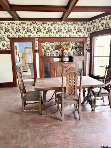 214 N TEXAS, Pittsburg, TX 75686