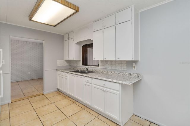 1841 N POWERS DRIVE, Orlando, FL 32818