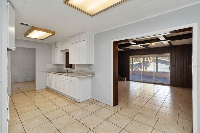 1841 N POWERS DRIVE, Orlando, FL 32818