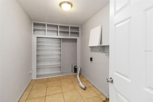 1841 N POWERS DRIVE, Orlando, FL 32818