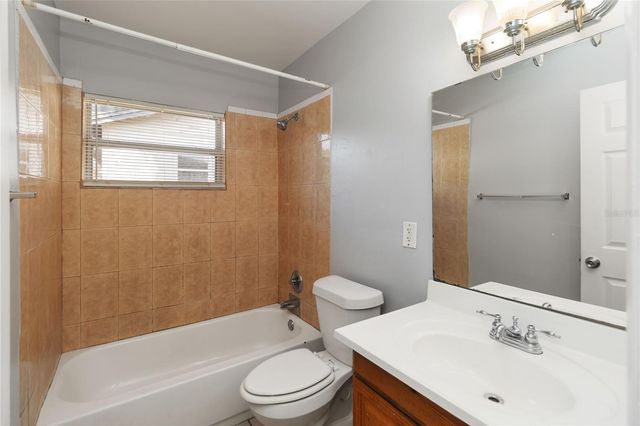 1841 N POWERS DRIVE, Orlando, FL 32818