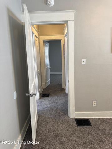 125 N 46th St, Louisville, KY 40212