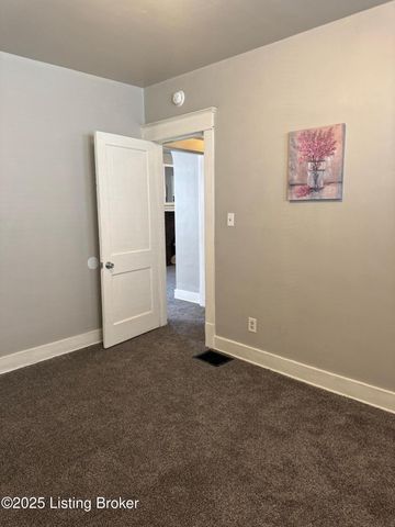 125 N 46th St, Louisville, KY 40212