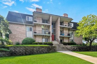 1720 Homan Drive 204, Schererville, IN 46375