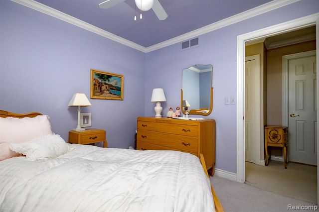 16329 Birwood Avenue, Beverly Hills, MI 48025