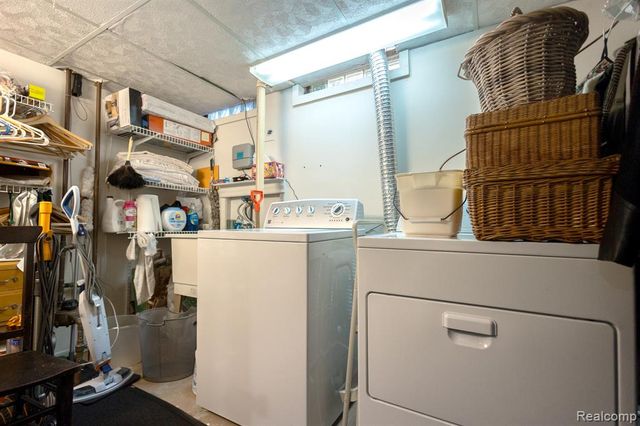 16329 Birwood Avenue, Beverly Hills, MI 48025