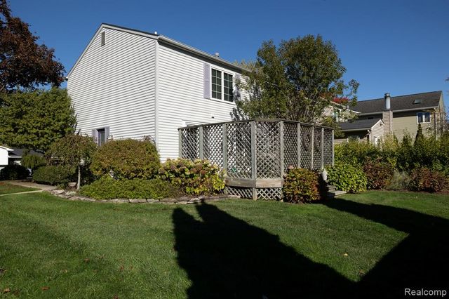 16329 Birwood Avenue, Beverly Hills, MI 48025