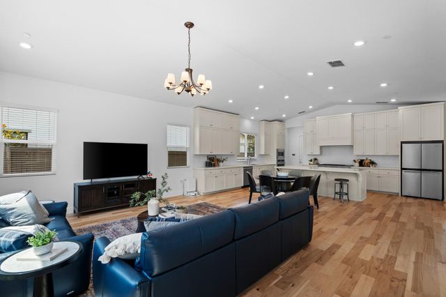 4880 Hidden Crossing Cir, Granite Bay, CA 95746
