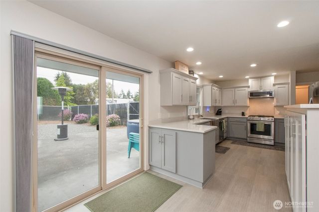 1720 W 8th Street, Port Angeles, WA 98363