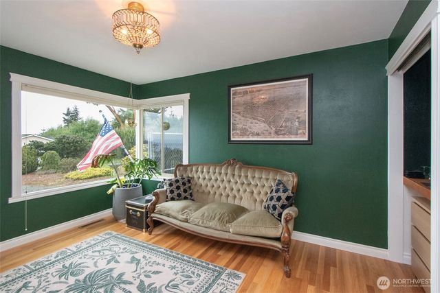 1720 W 8th Street, Port Angeles, WA 98363