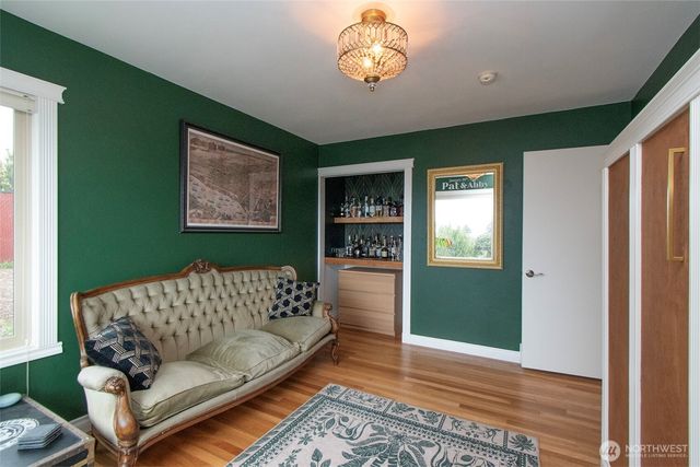 1720 W 8th Street, Port Angeles, WA 98363