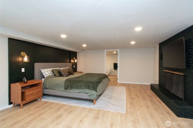 1720 W 8th Street, Port Angeles, WA 98363