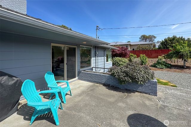 1720 W 8th Street, Port Angeles, WA 98363