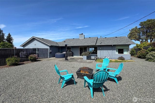 1720 W 8th Street, Port Angeles, WA 98363