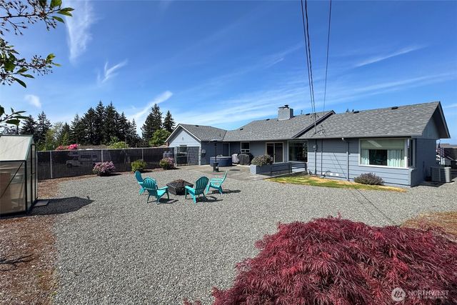 1720 W 8th Street, Port Angeles, WA 98363