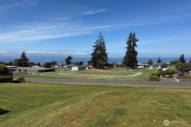 1720 W 8th Street, Port Angeles, WA 98363