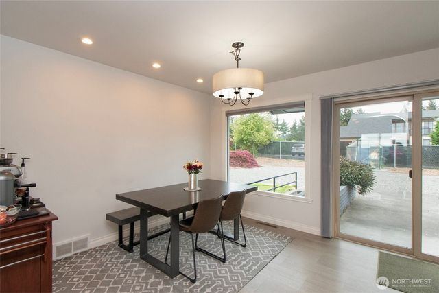 1720 W 8th Street, Port Angeles, WA 98363