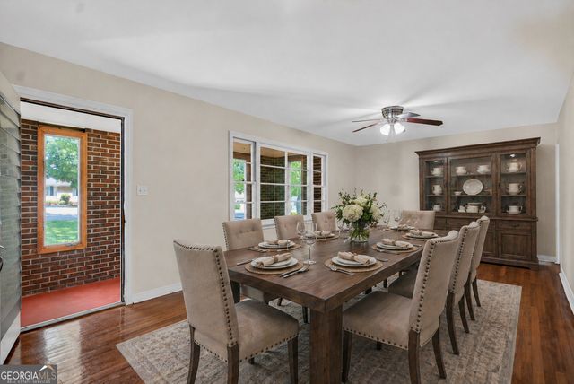 121 N Chilton Crescent, Lagrange, GA 30240