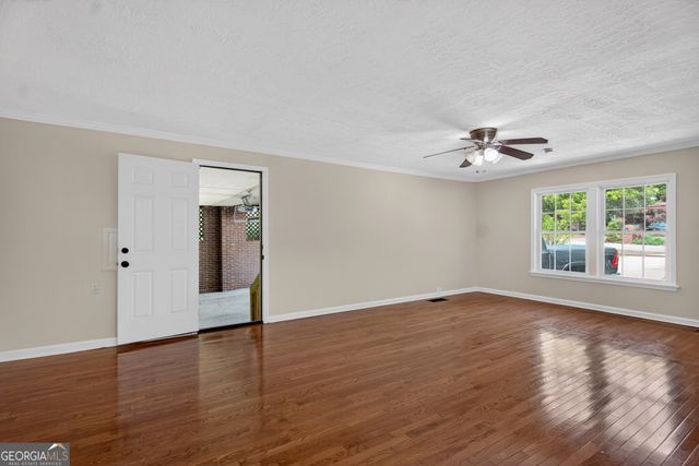 121 N Chilton Crescent, Lagrange, GA 30240
