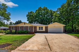 121 N Chilton Crescent, Lagrange, GA 30240