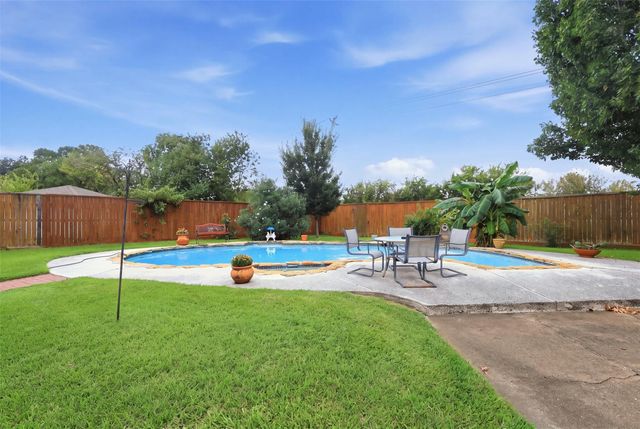 4419 Tufa Court, Houston, TX 77072