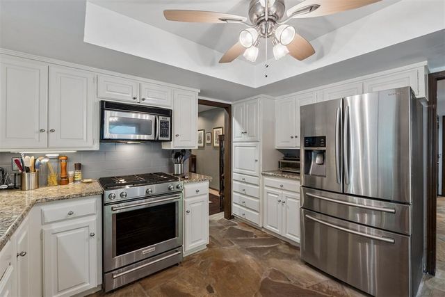 2008 Mistletoe Court, Edmond, OK 73034