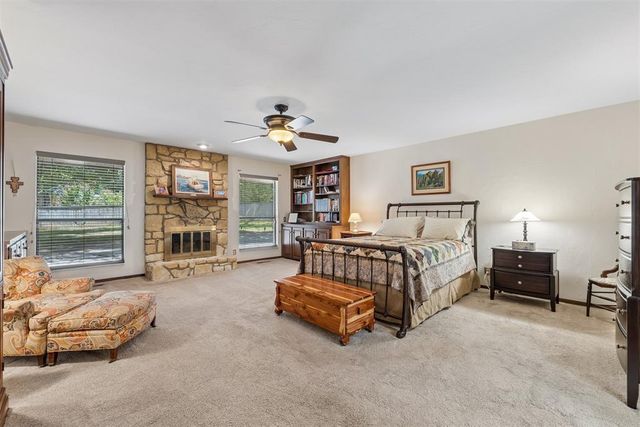 2008 Mistletoe Court, Edmond, OK 73034