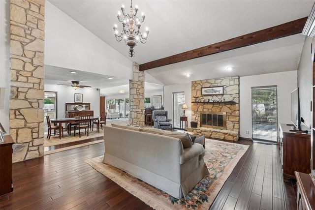 2008 Mistletoe Court, Edmond, OK 73034