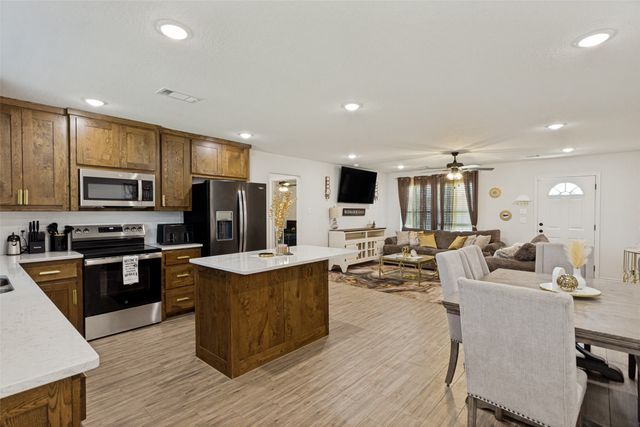 205 Altom Road, Springtown, TX 76082