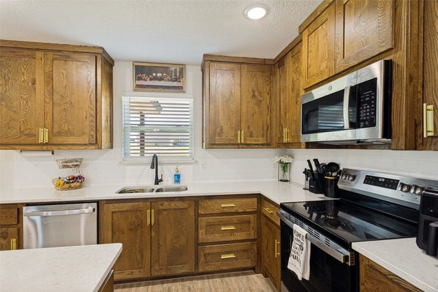 205 Altom Road, Springtown, TX 76082