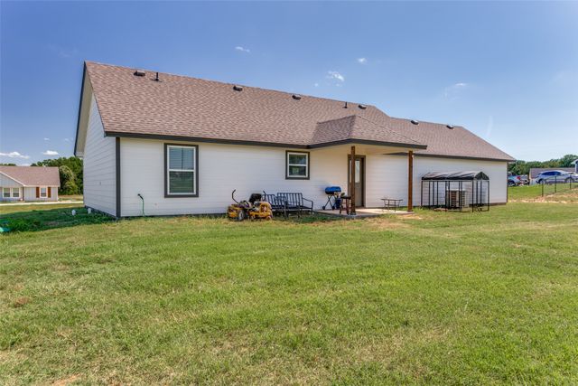 205 Altom Road, Springtown, TX 76082